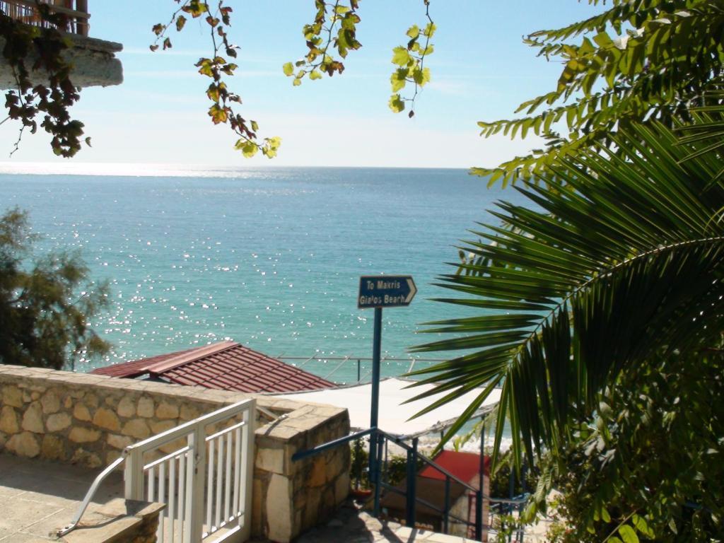 Constantinos Apartments Lassi  Luaran gambar