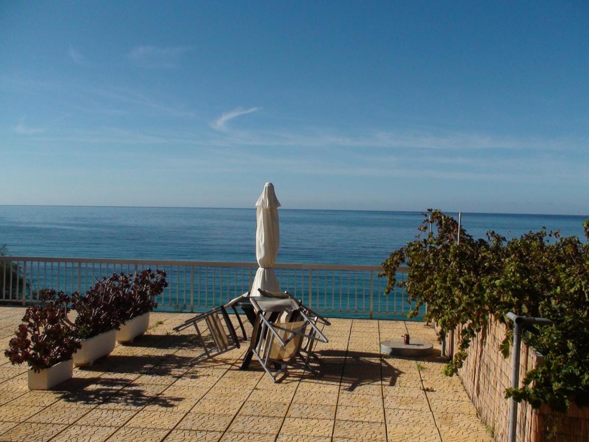 Constantinos Apartments Lassi  Luaran gambar